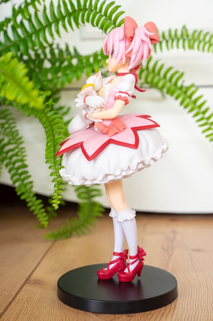 Madoka Figur Seite 2