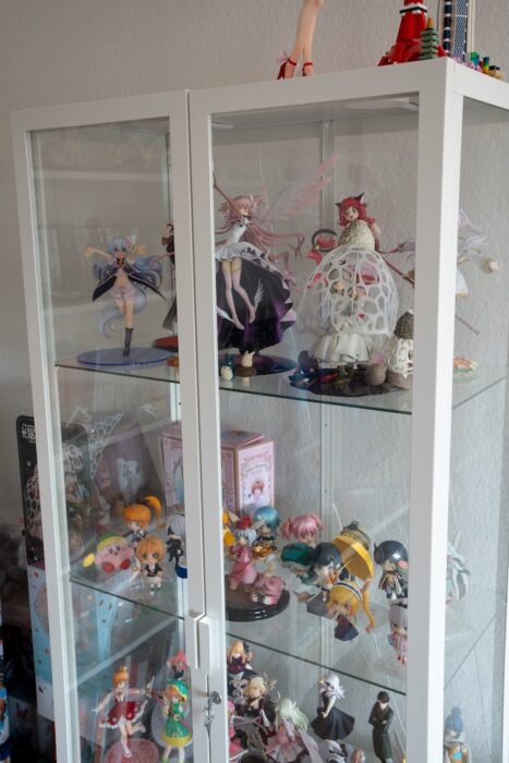 Anime Figuren reinigen und pflegen Vitrine