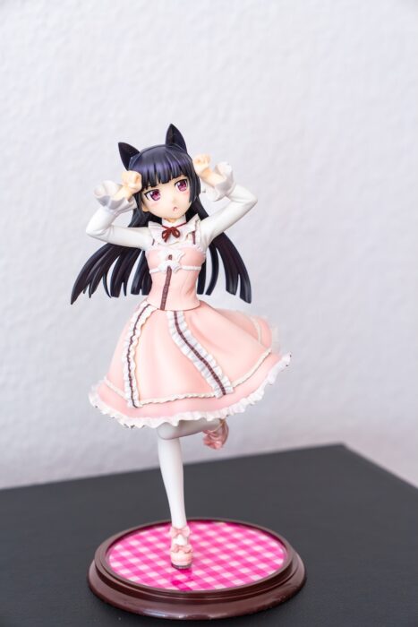Kuroneko Figur Pose